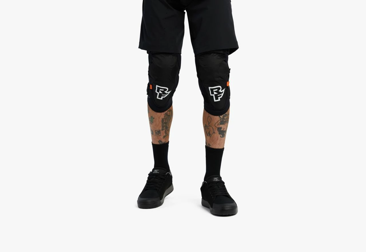 Ambush Knee 2022 3 Ambush Knee 2022 – Bild 3