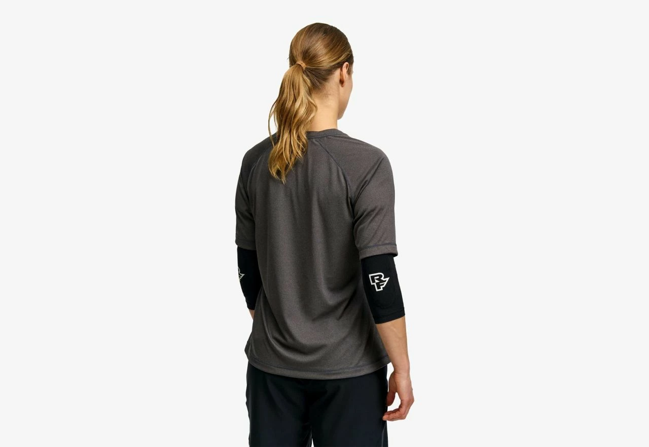 Charge Elbow 4 Charge Elbow – Bild 4