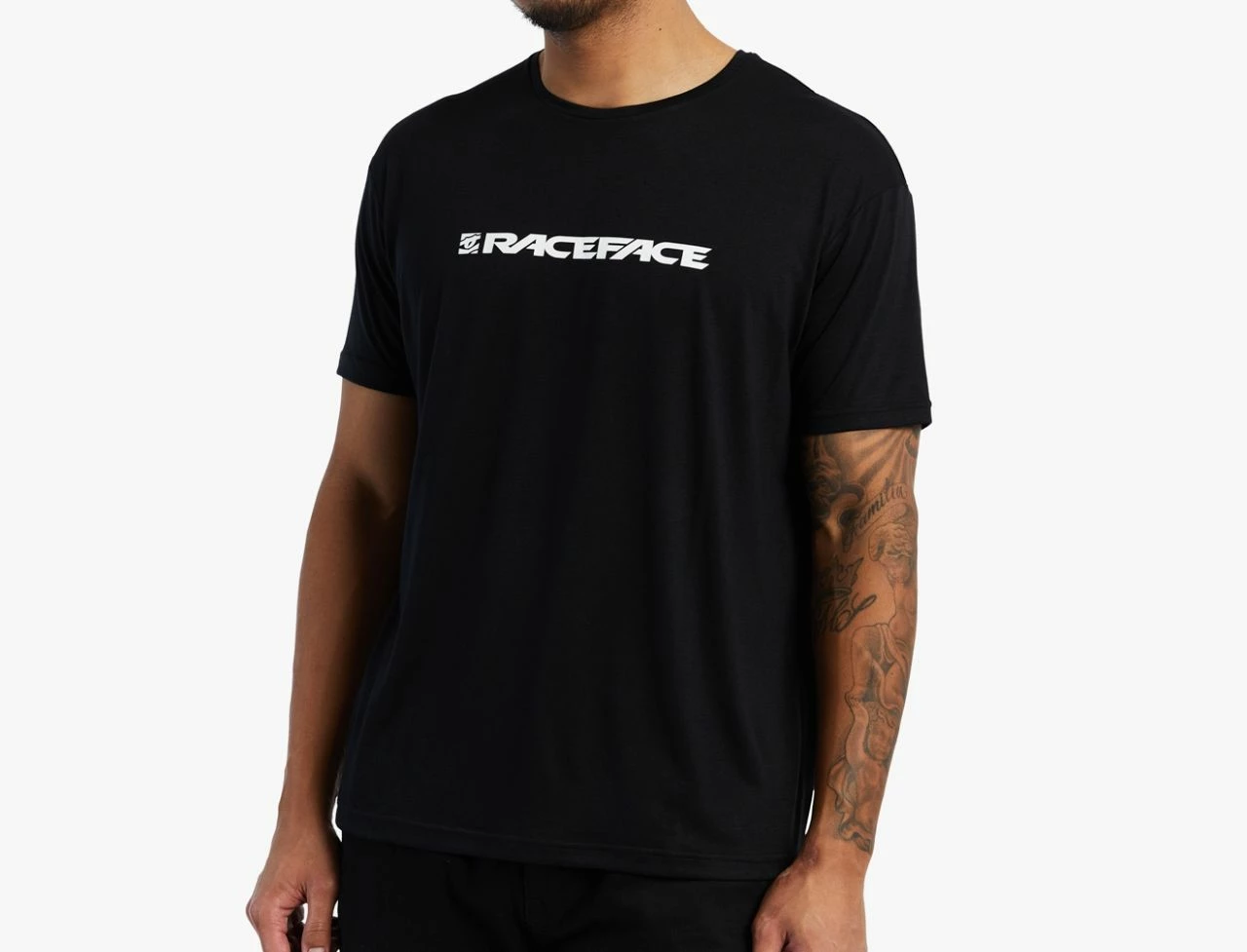 Classic Logo SS 2022 1 Classic Logo SS 2022